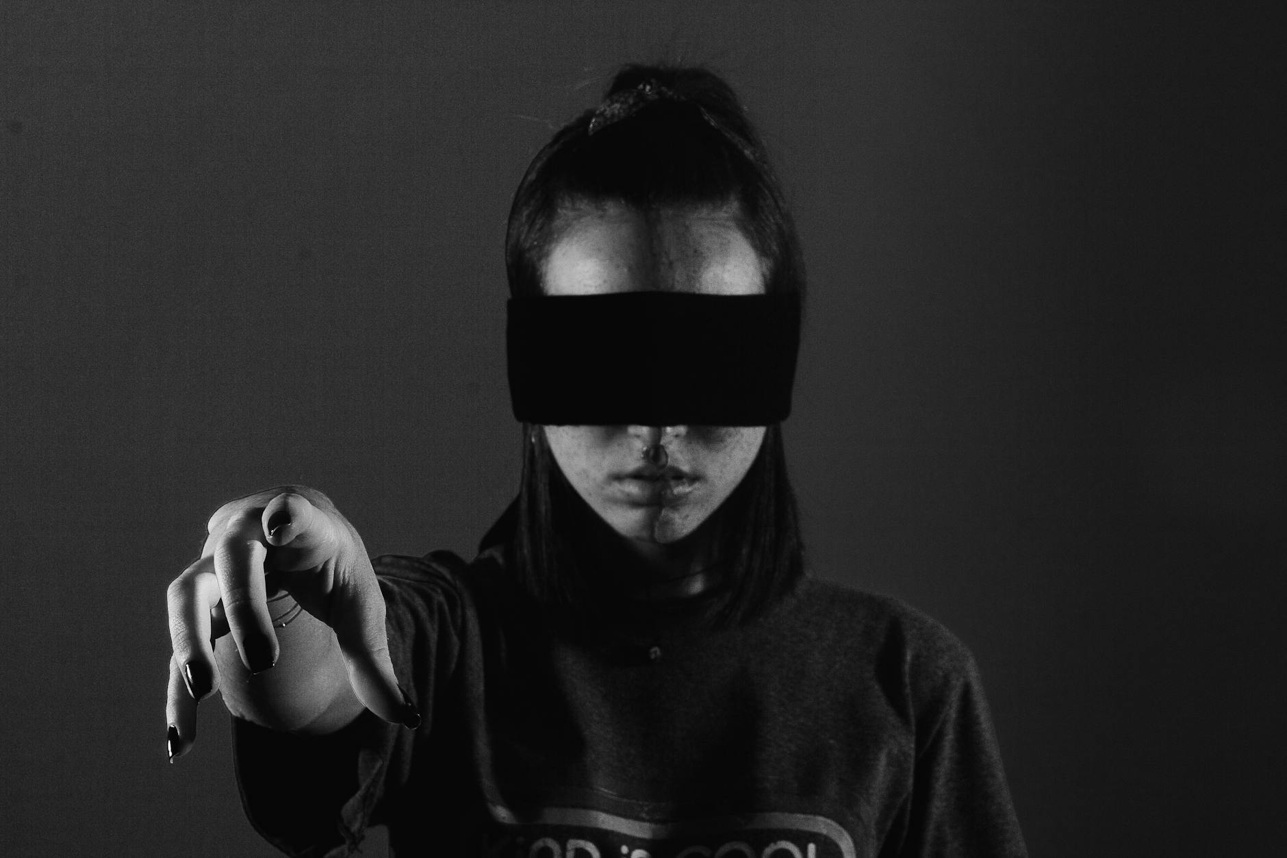 The Dopamine Loop of Fast Fashion: The Hidden Psychological Cost of a $5 T-Shirt
