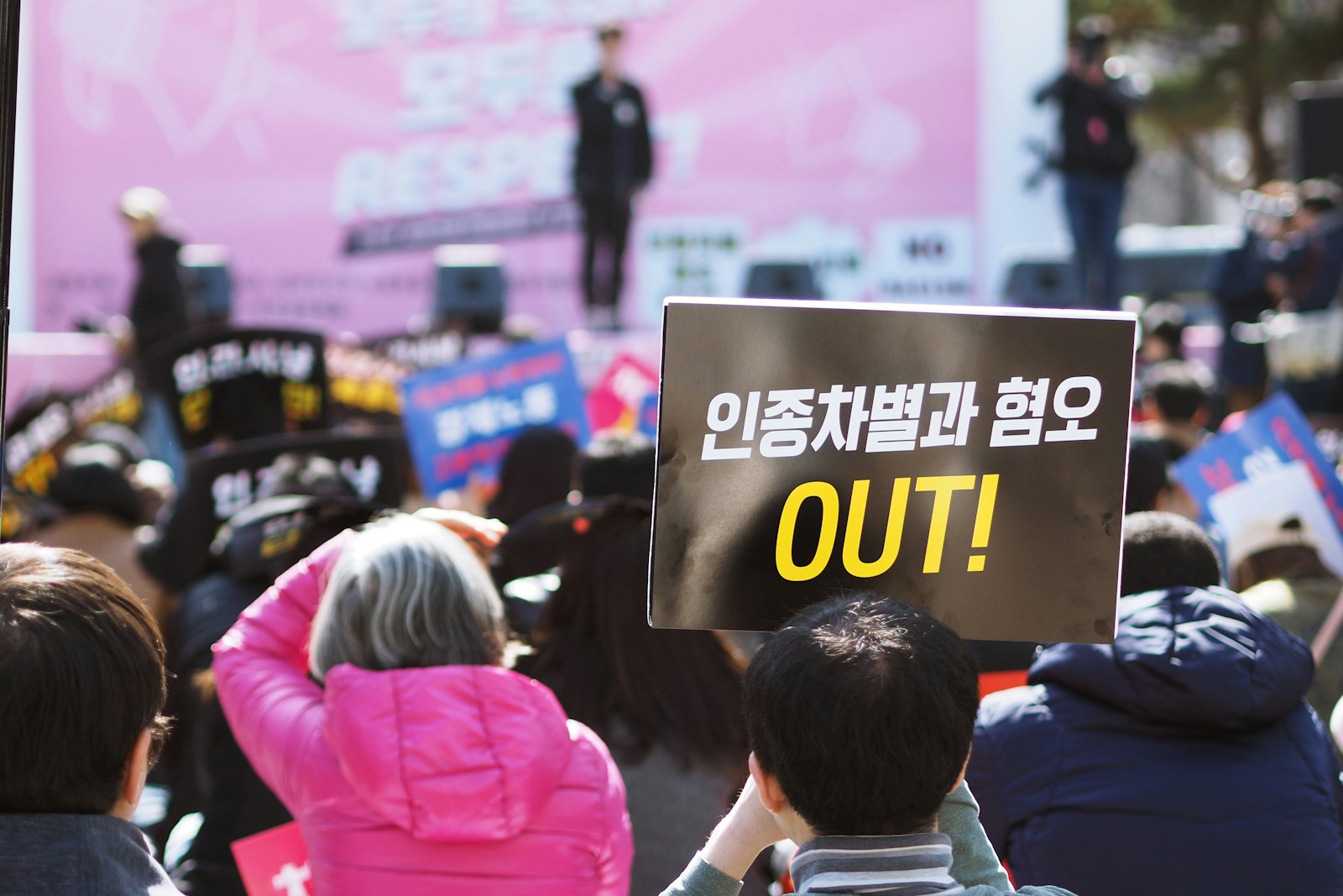 The Argosy Debates: Is K-Pop's Global Dominance a Net Positive for South Korea?