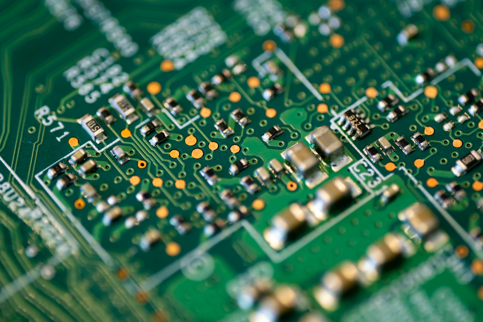 The Argosy Debates: Should Governments Actively Regulate 'Big Tech' Companies?